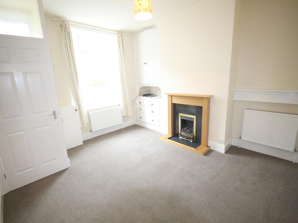 2 bedroom mid terrace house Let Agreed in Barnoldswick - IMG_2927.jpg